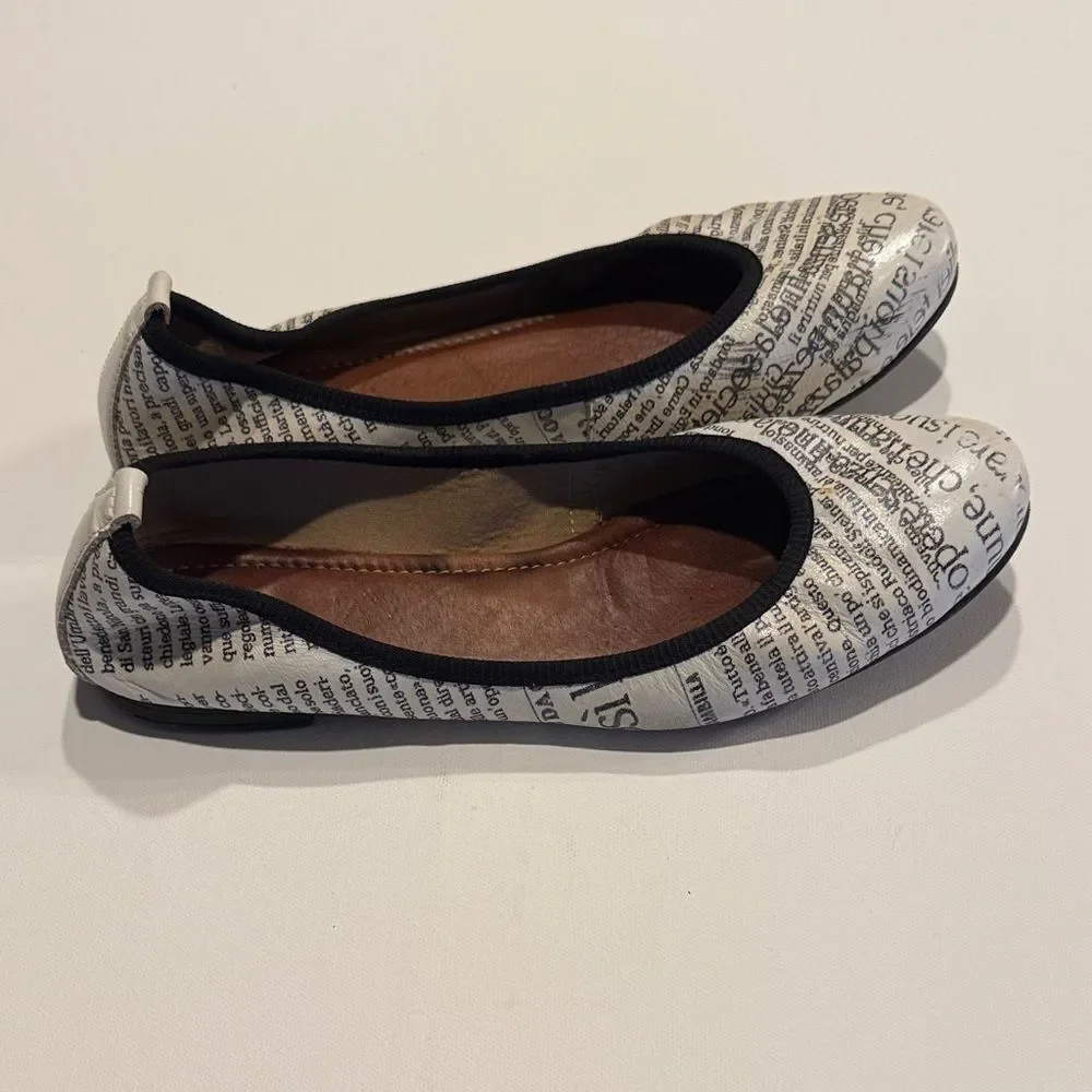 Venezia Black and White Textured Flats